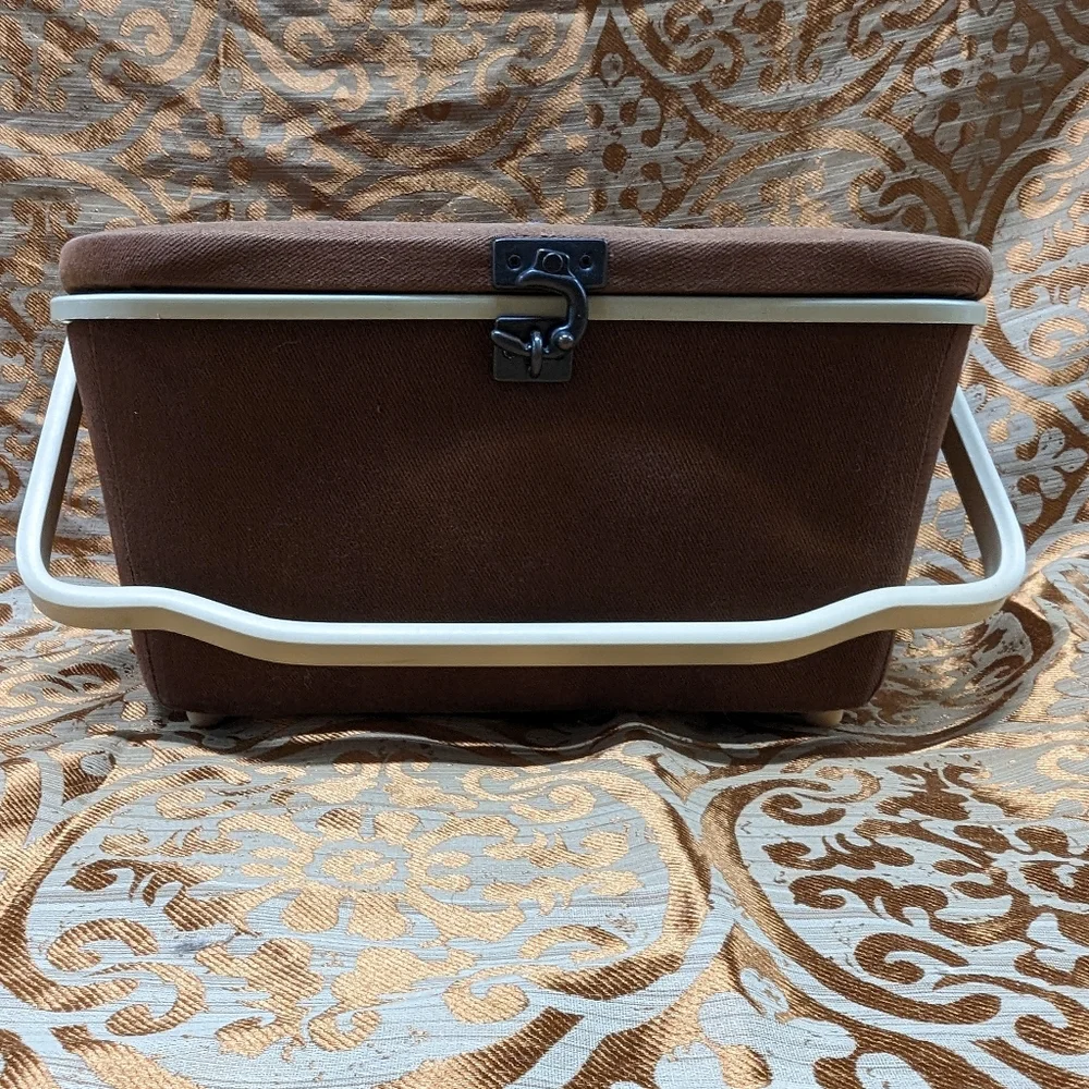 Vintage Brown Prym Sewing‎ Basket Housemaker Trad Wide